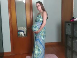 9 mois enceinte et en essayant sur pre-preg habillement