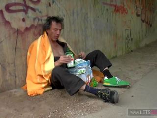 Obdachlos Die Geile MILF Gebumst Und Natursekt: HD xxx clip c3