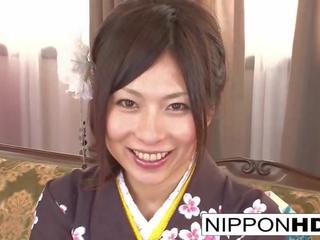 Japans geisha krijgt gebonden omhoog en gespeeld met