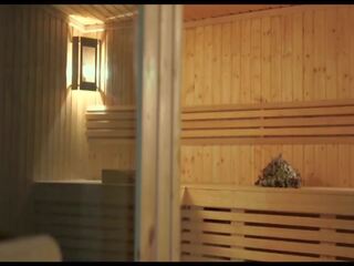 Nagi sauna zabawa z mój przyjaciele cudowny macocha część jeden cory | xhamster
