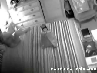 Masturbación mi rubia mamá en espía cámara película